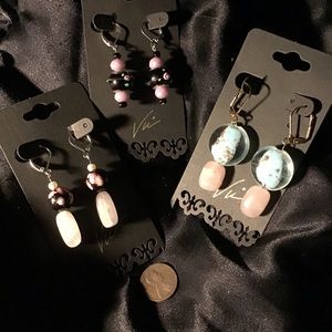 Vu “ Rosey Bunch Earrings “